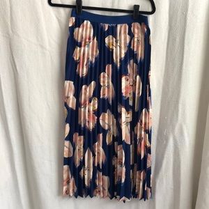 Blue spring/summer midi skirt
